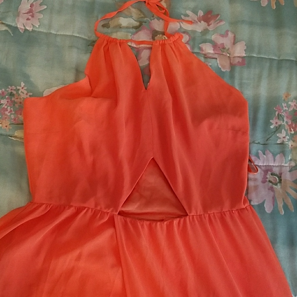 Dress - Picture 2 of 2